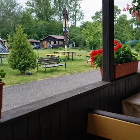 Campingplatz Autocamp Kosmonosy *