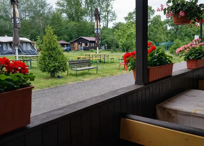 Campingplatz Autocamp Kosmonosy *