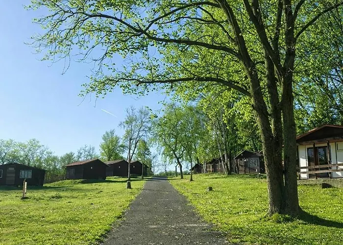 キャンプ場 Autocamp Kosmonosy Mladá Boleslav